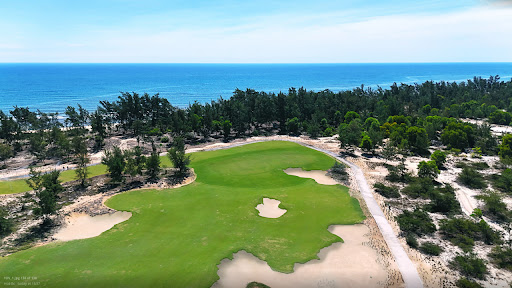 Golden Sand Golf Resort